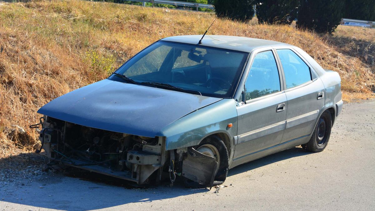 How To Decide Whether You Should Repair or Scrap Your Old Car?